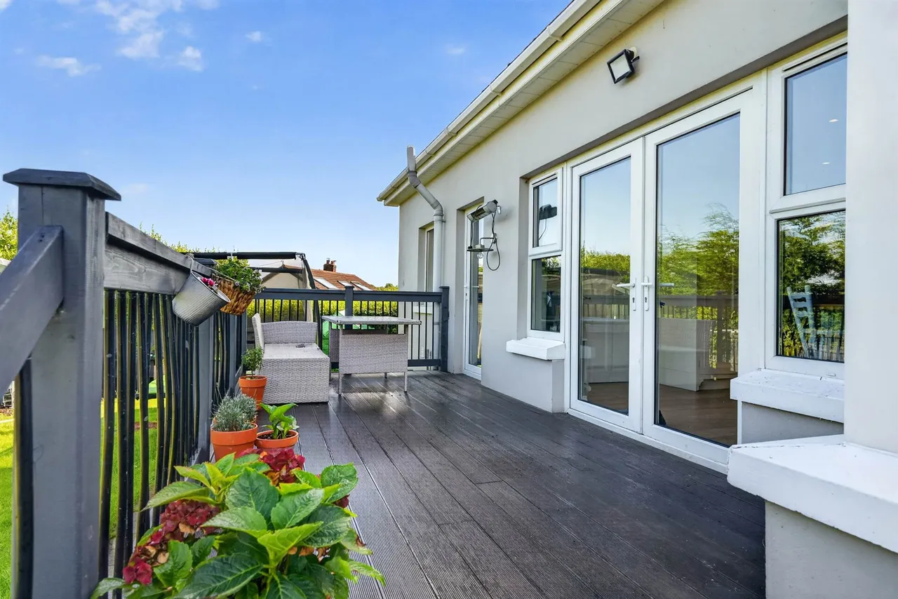 Bangor Road, Craigavad, BT18, photo 41