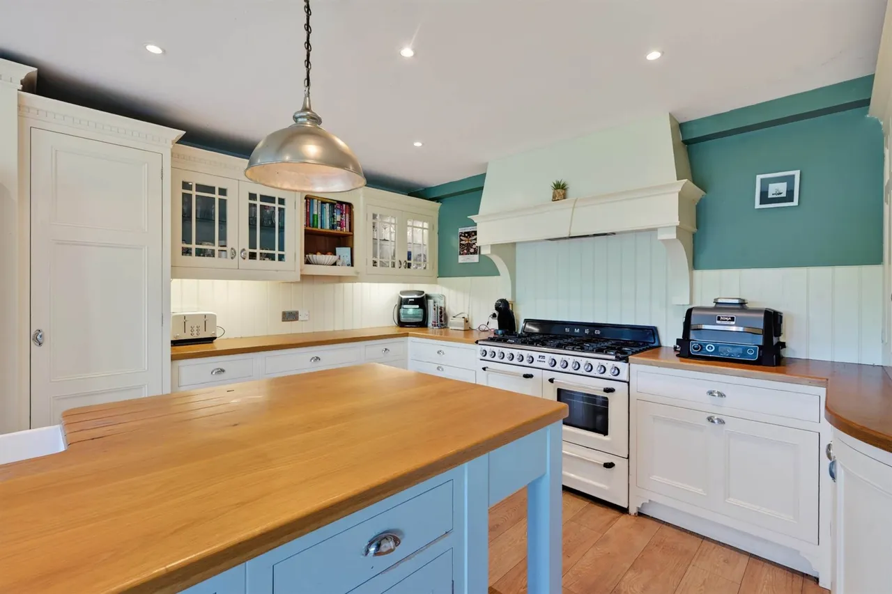 Bangor Road, Craigavad, BT18, photo 14