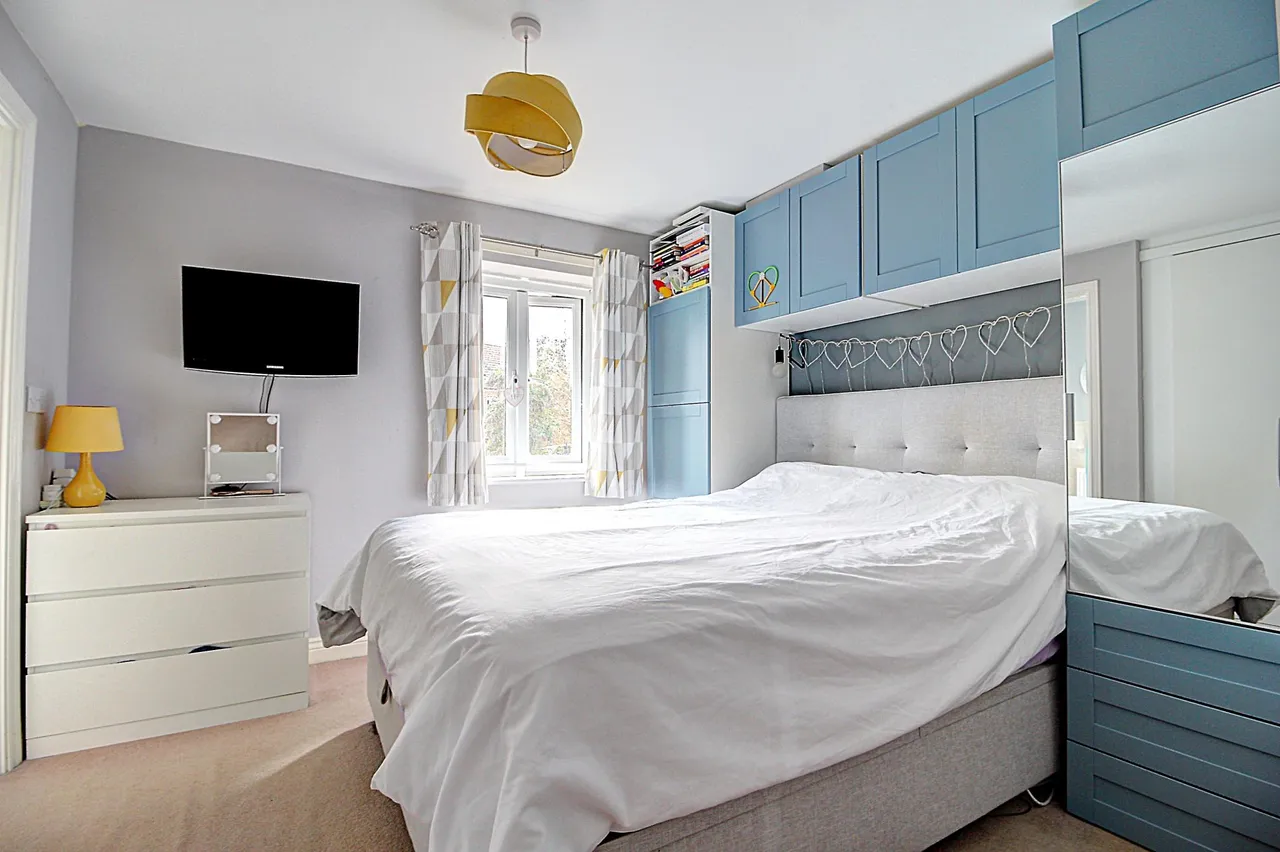 Appleton Drive, Basingstoke, RG24, photo 9