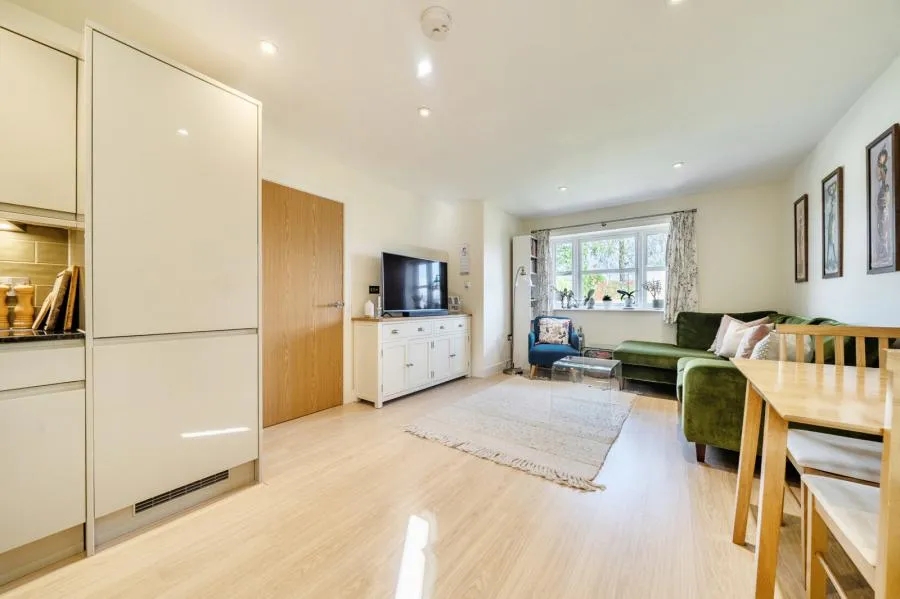 Eynsham Road, Oxford, OX2, photo 11