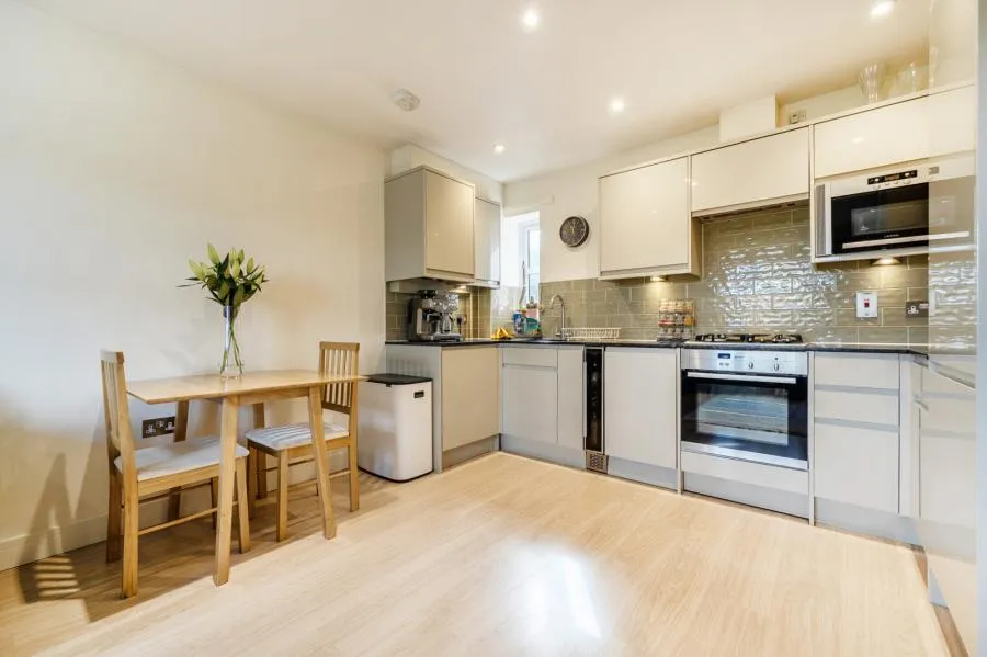 Eynsham Road, Oxford, OX2, photo 8