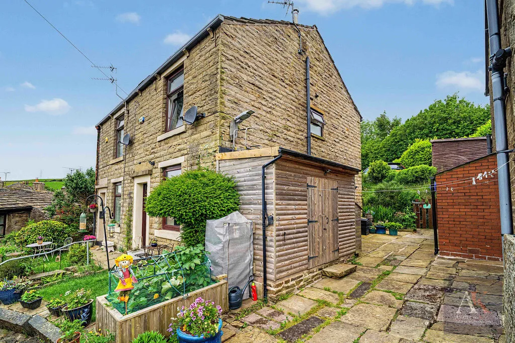 Tong End Whitworth, Rochdale OL12 8BJ, photo 22