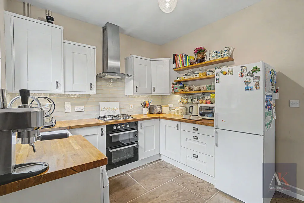 Tong End Whitworth, Rochdale OL12 8BJ, photo 6