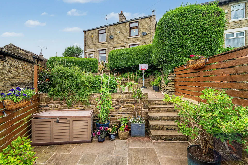Tong End Whitworth, Rochdale OL12 8BJ, photo 21