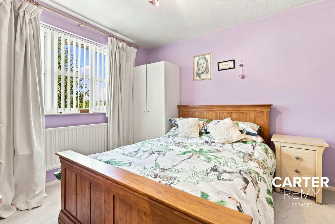 Laburnum Grove, South Ockendon, RM15 6RA, photo 11