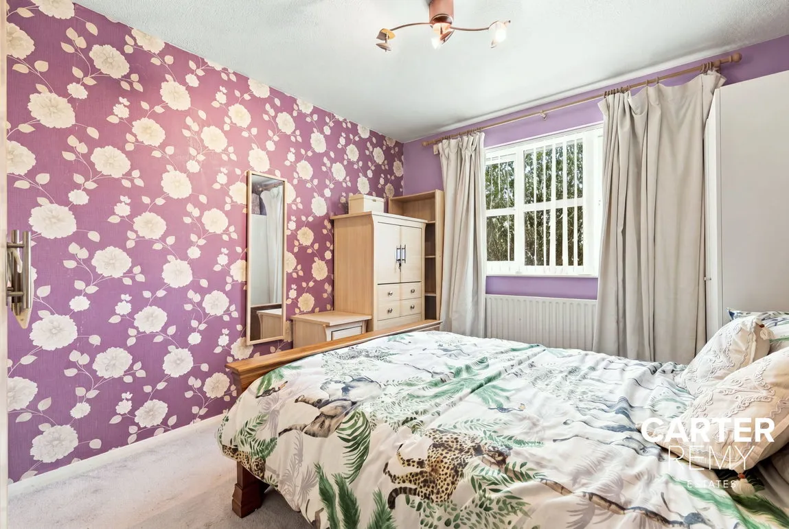 Laburnum Grove, South Ockendon, RM15 6RA, photo 12