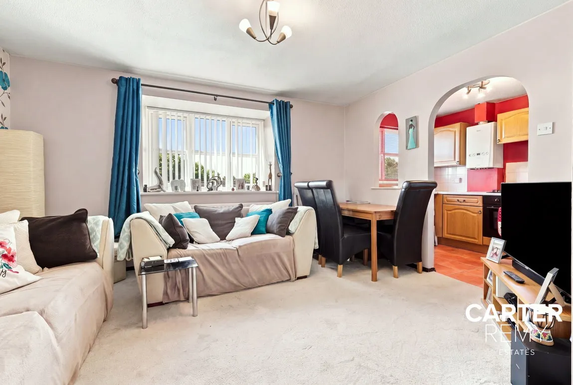 Laburnum Grove, South Ockendon, RM15 6RA, photo 10