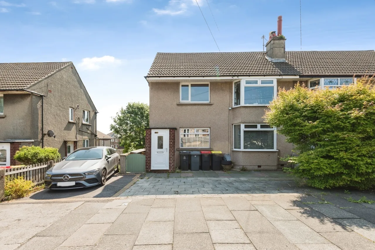 2 bed flat for sale, Balmoral Road, Morecambe, LA4