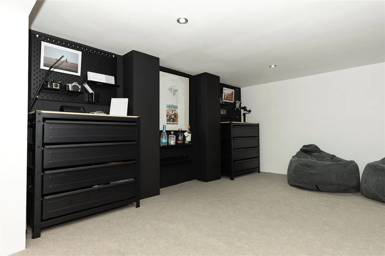 Balmoral Road, Morecambe, LA4, photo 21
