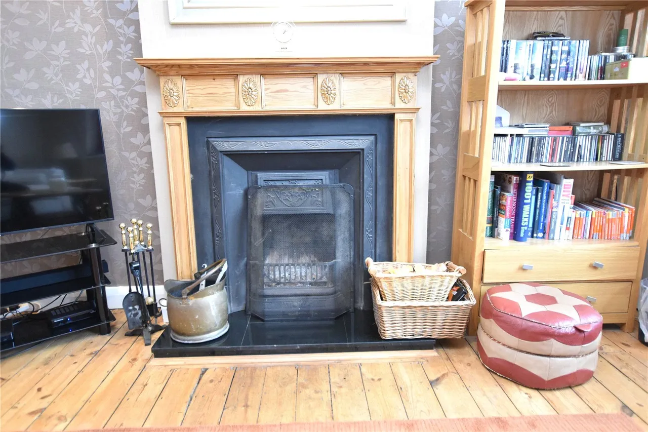 Winchester Street, Farnborough, GU14, photo 8