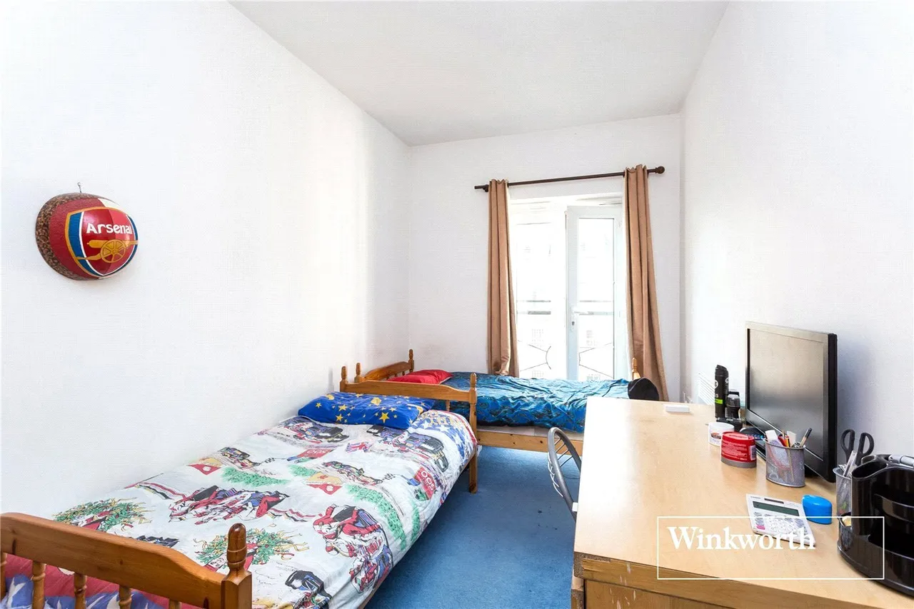 Compton Court, 1 Crowder Close, North Finchley, London, N12, photo 7