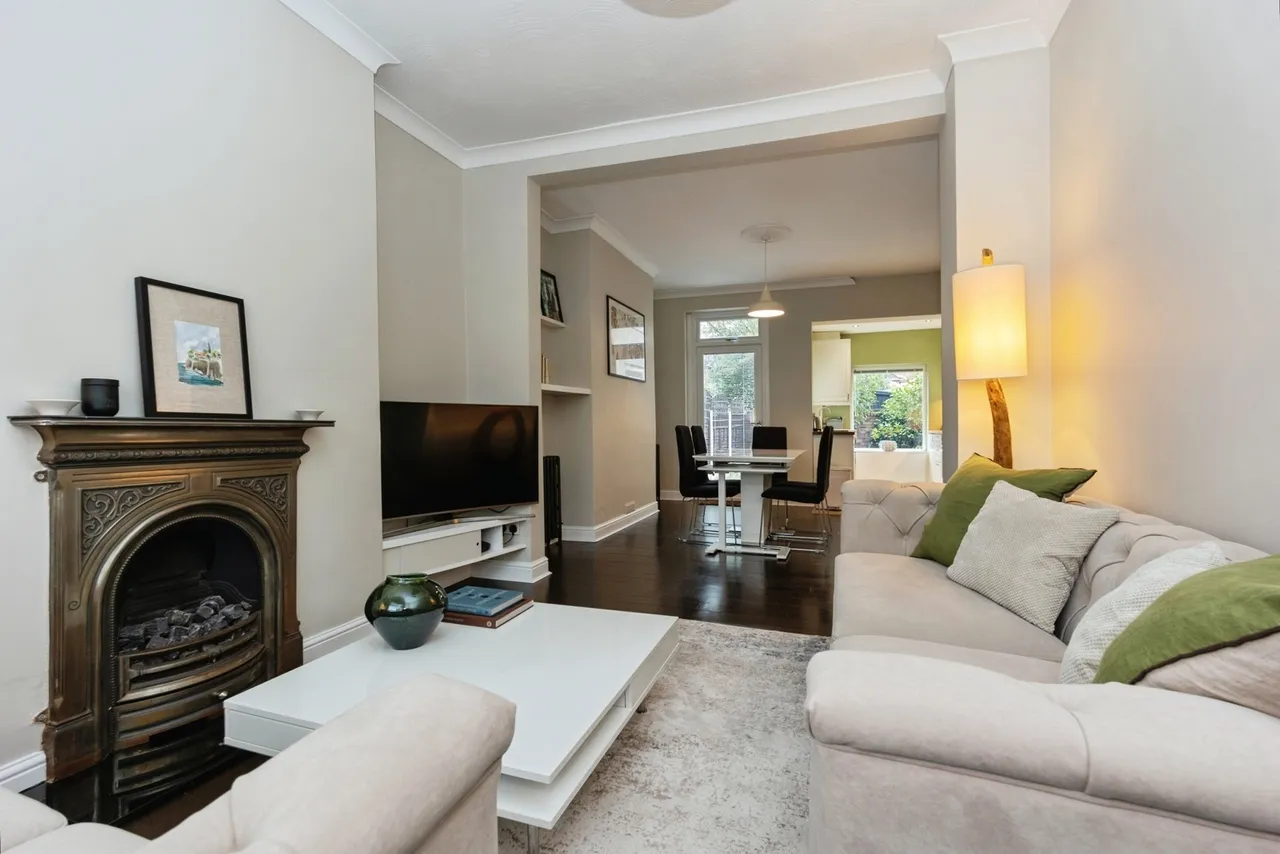 Knowsley Avenue, Urmston, M41, photo 4