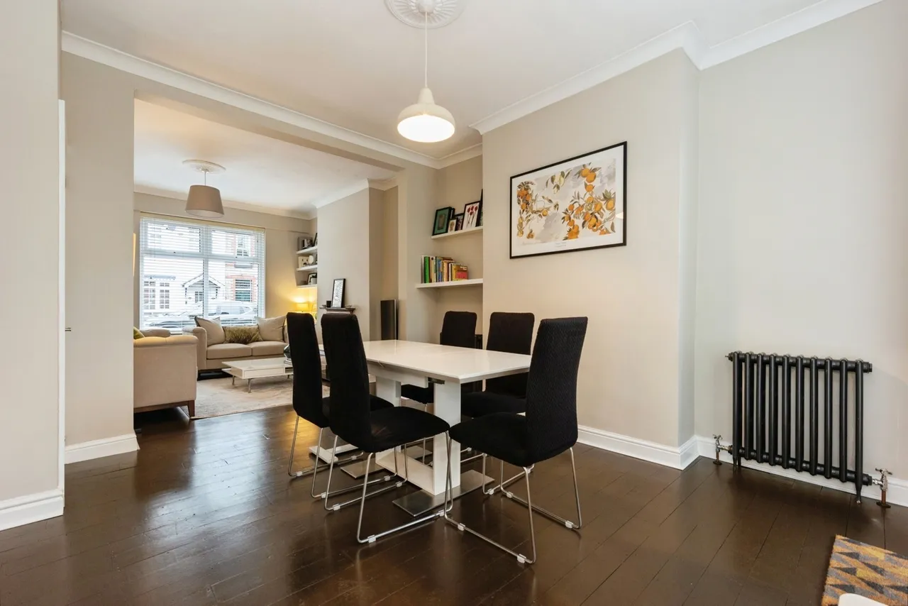 Knowsley Avenue, Urmston, M41, photo 6