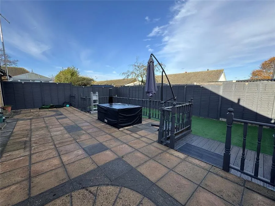 Totlands Drive, Clacton-on-Sea, CO15, photo 17