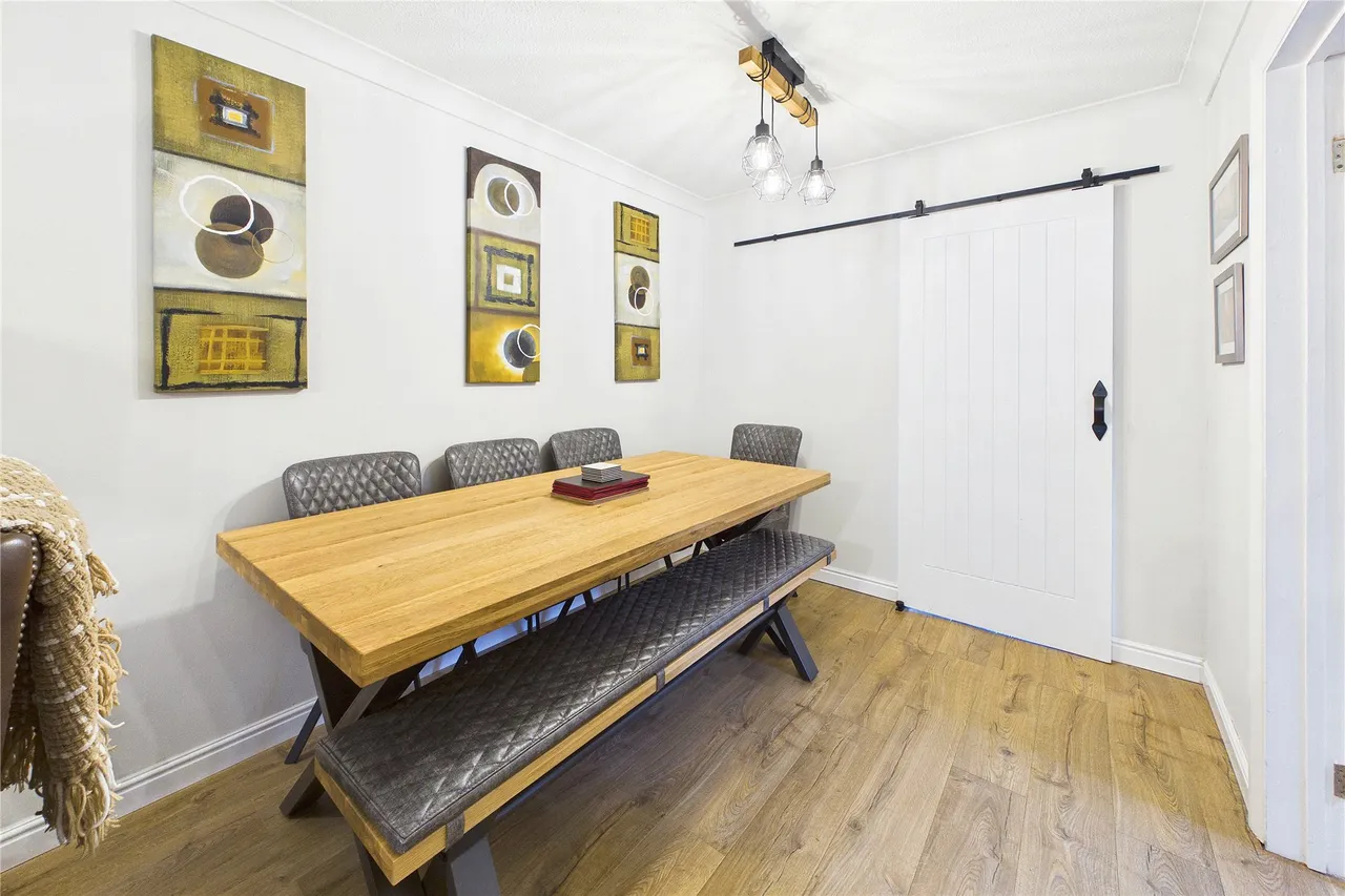Lynwood Drive, Mytchett, GU16, photo 3