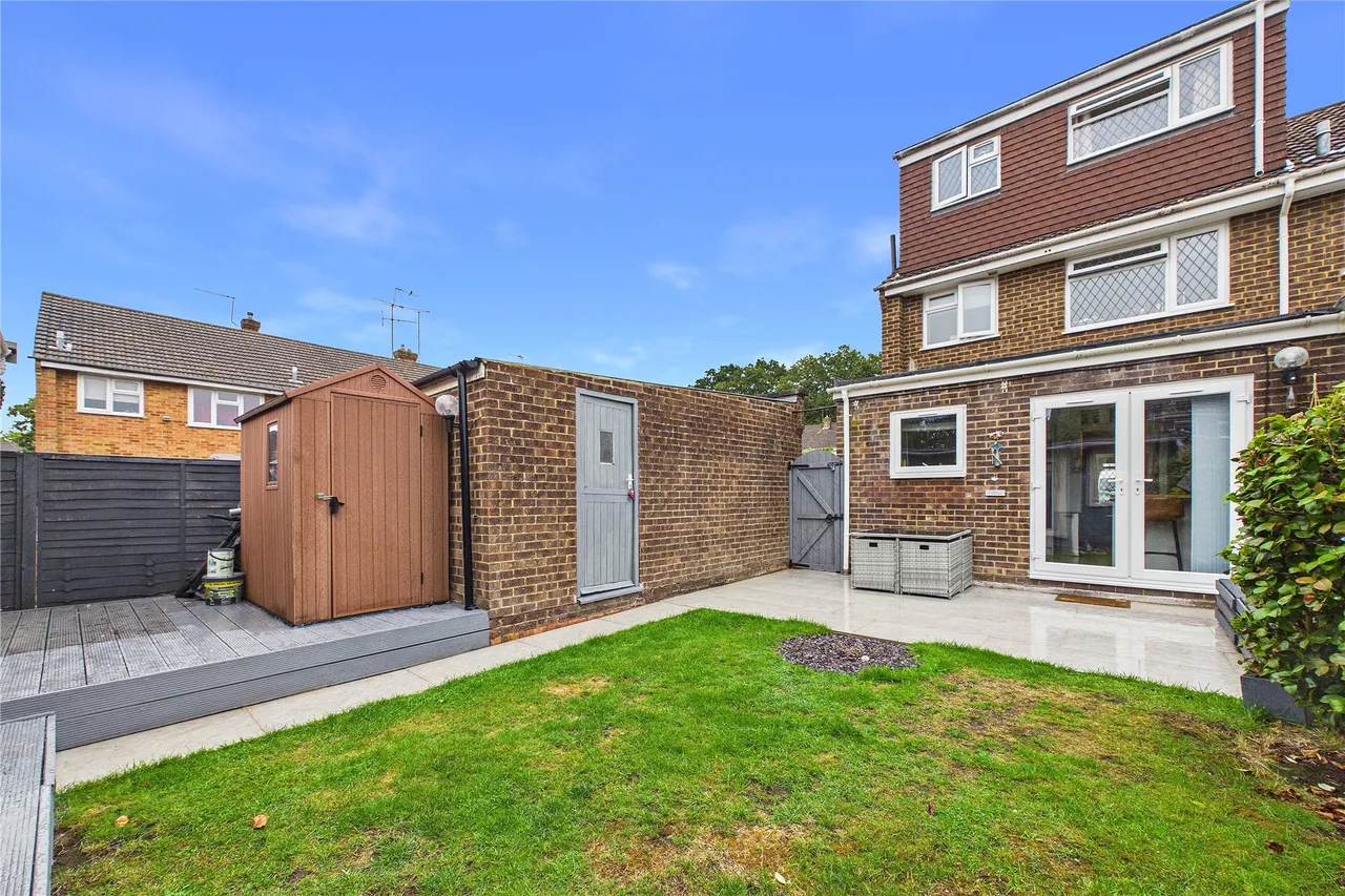 Lynwood Drive, Mytchett, GU16, photo 16