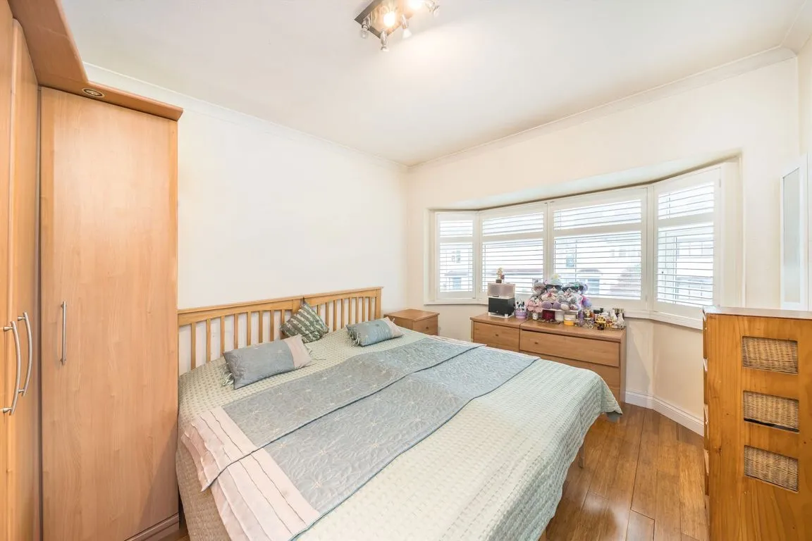 Cottimore Avenue, Walton-on-Thames, KT12, photo 7
