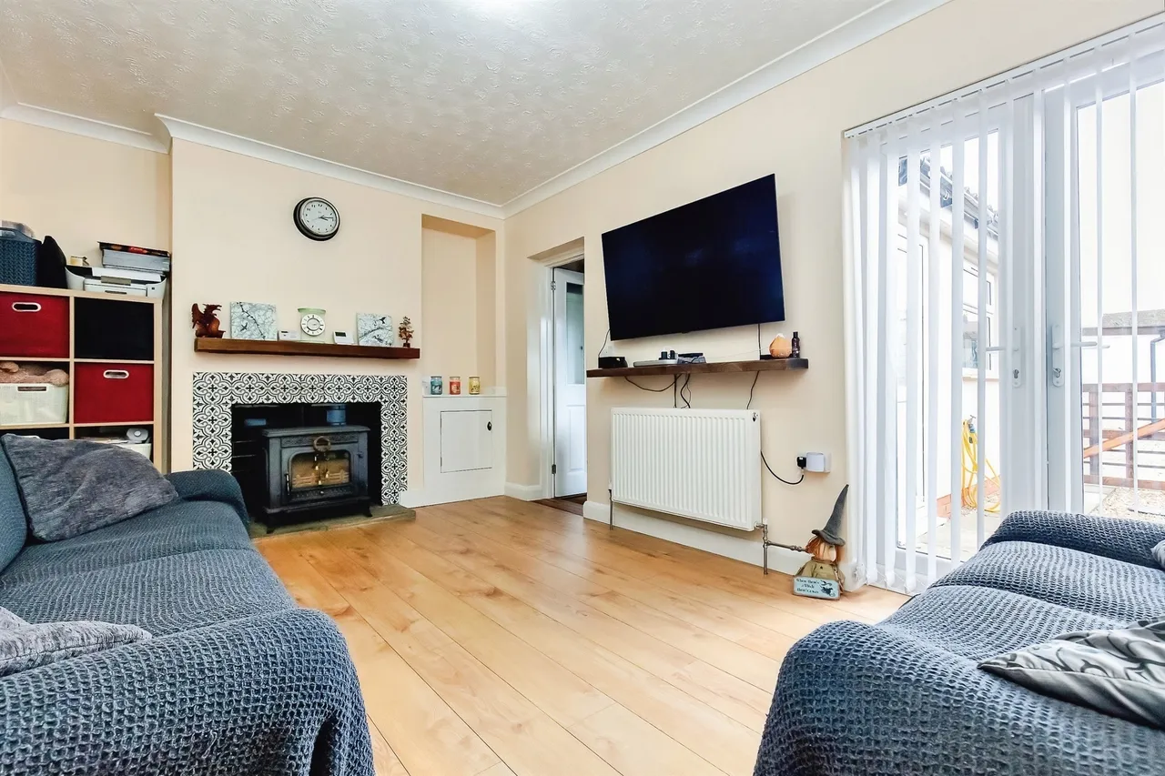 Station Road, Irchester, Wellingborough, photo 4
