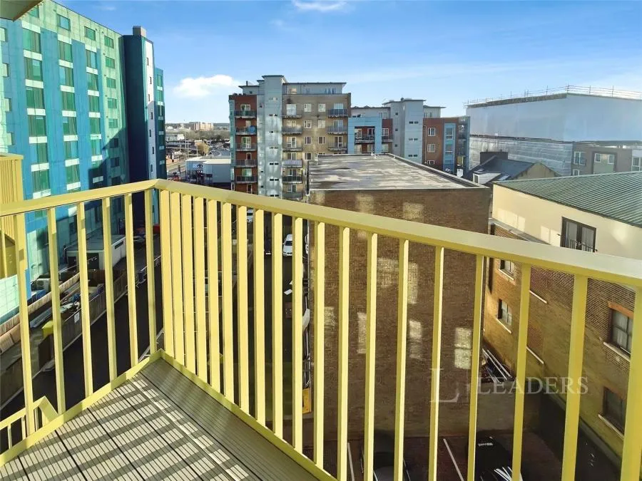 Castle Street, Luton, LU1, photo 5