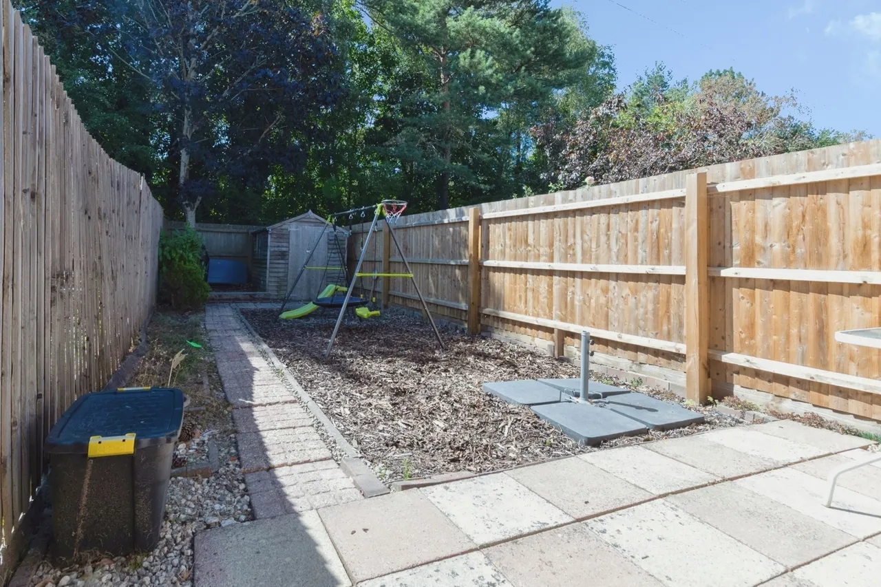 Godmanston Close, Poole, BH17, photo 14