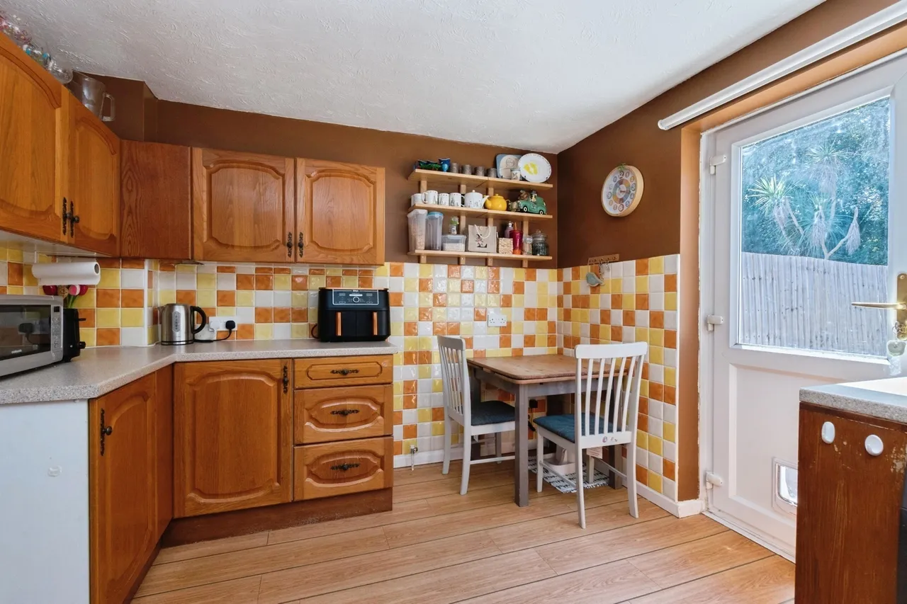 Godmanston Close, Poole, BH17, photo 7