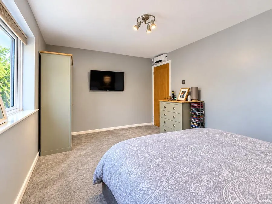 Ravensthorpe Drive, Loughborough, LE11, photo 13