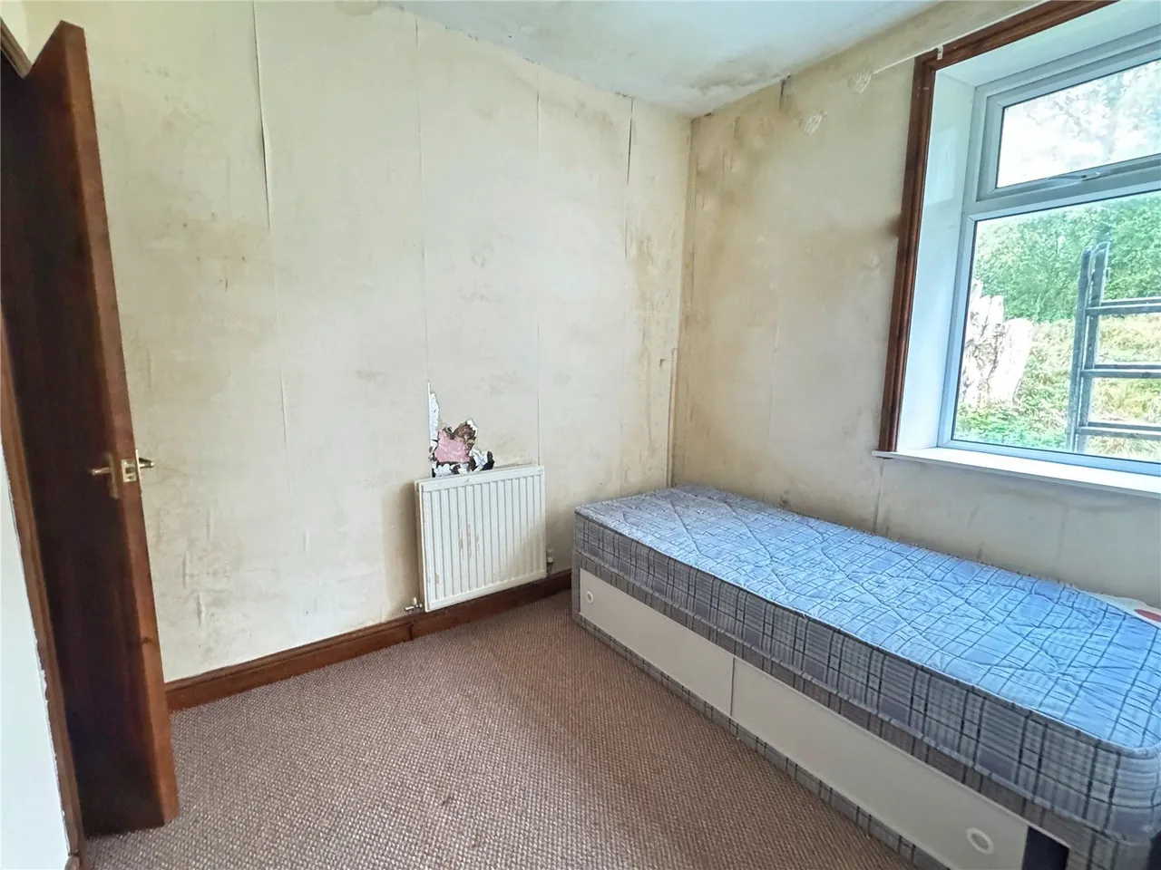 Lee Road, Stacksteads, OL13, photo 11