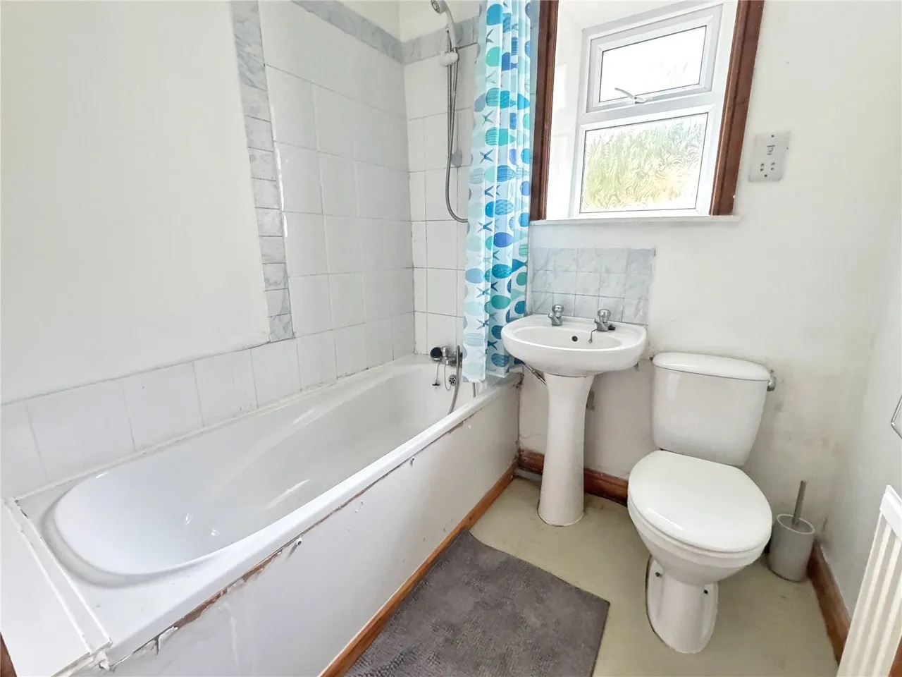 Lee Road, Stacksteads, OL13, photo 9