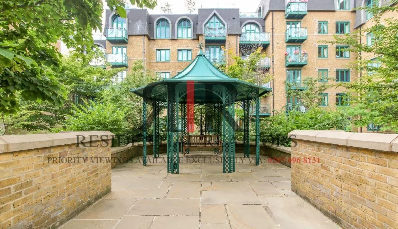 Westminster Bridge Road, London, SE1, photo 8