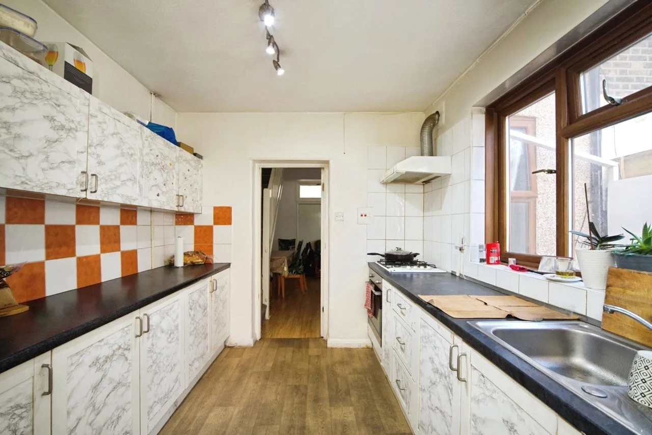 Market Street, East Ham, London, E6, photo 6