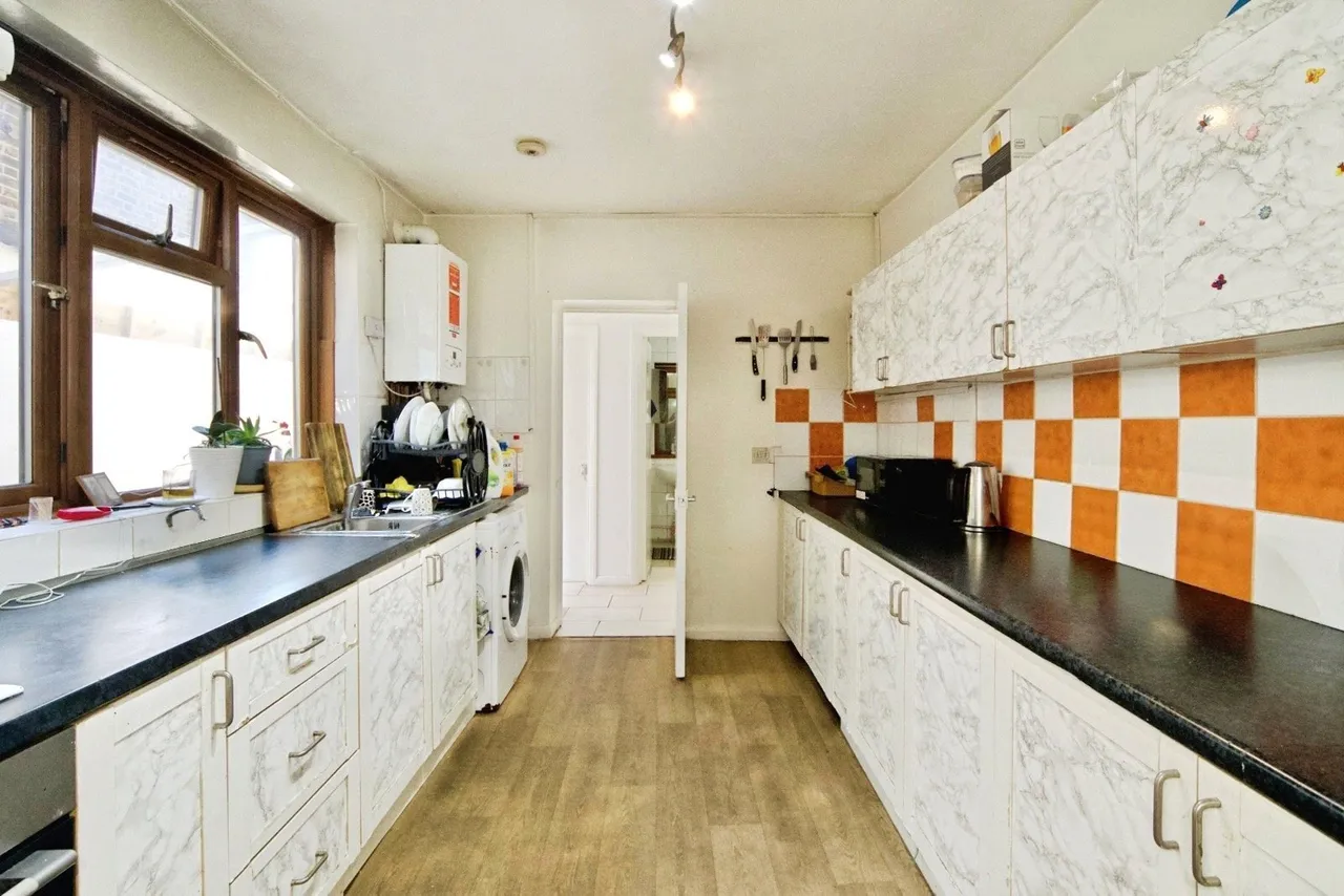 Market Street, East Ham, London, E6, photo 5