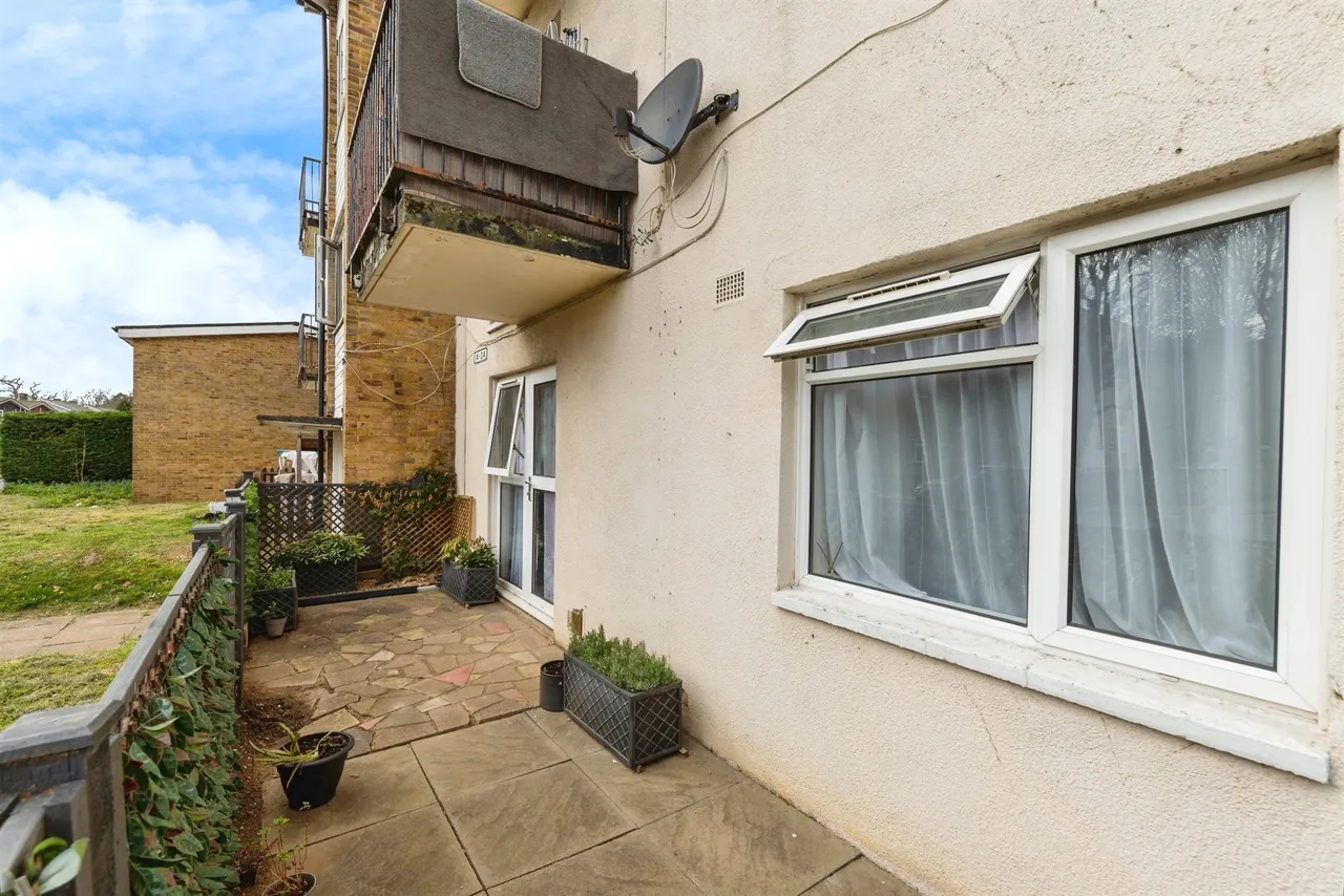 Aldykes, Hatfield, AL10, photo 15