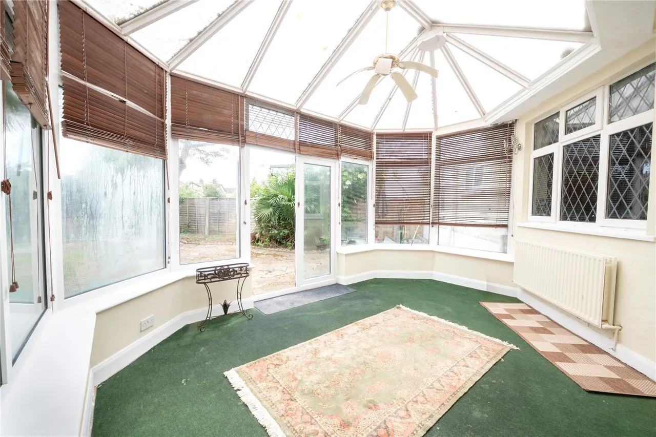 Lyndhurst Avenue, Twickenham, TW2, photo 5