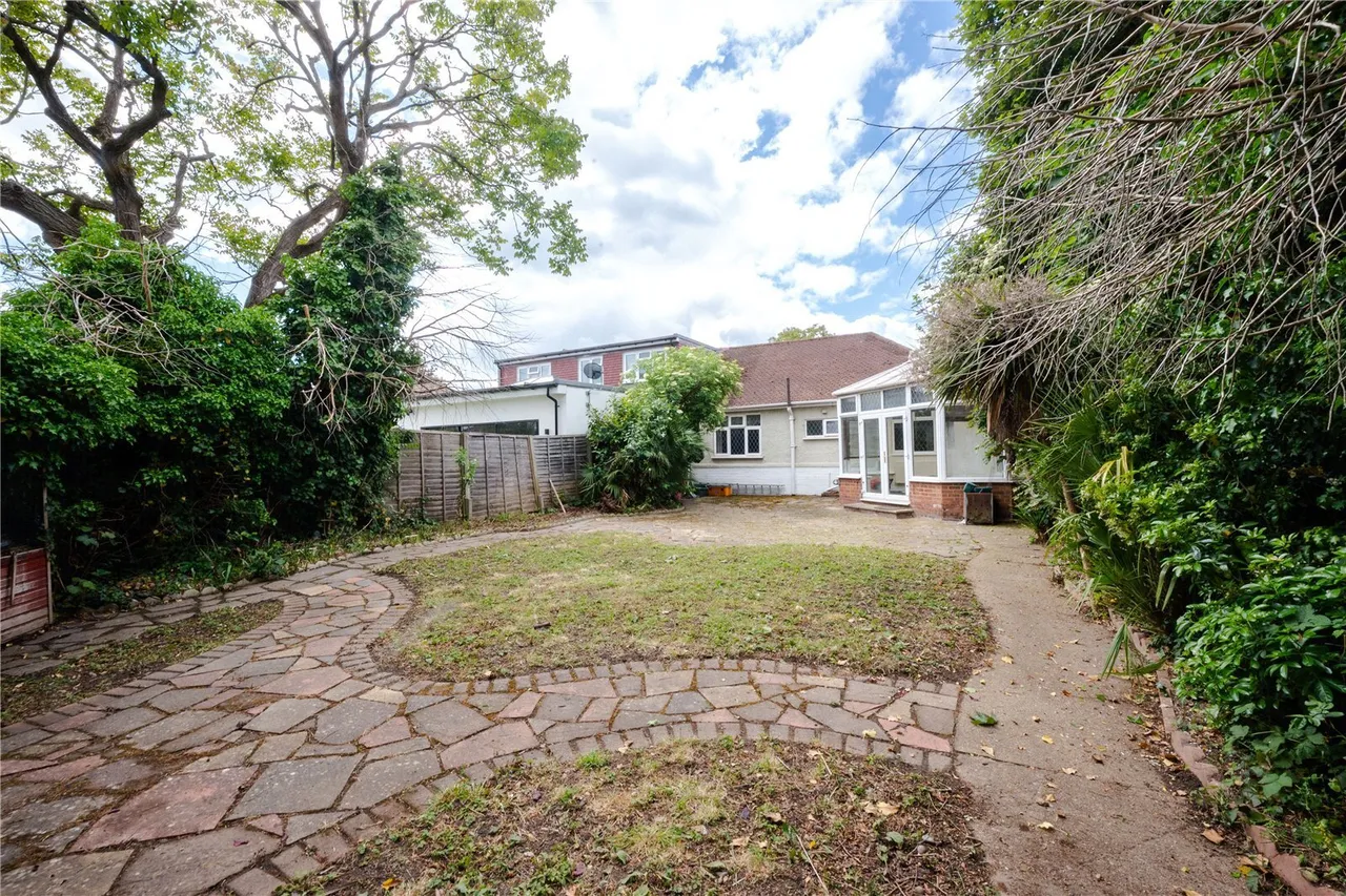 Lyndhurst Avenue, Twickenham, TW2, photo 11