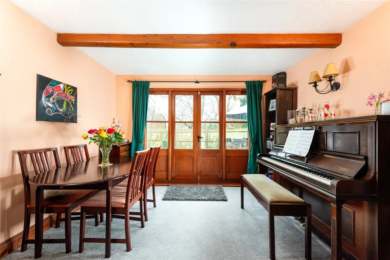 Church Street, Twyford, MK18, photo 8
