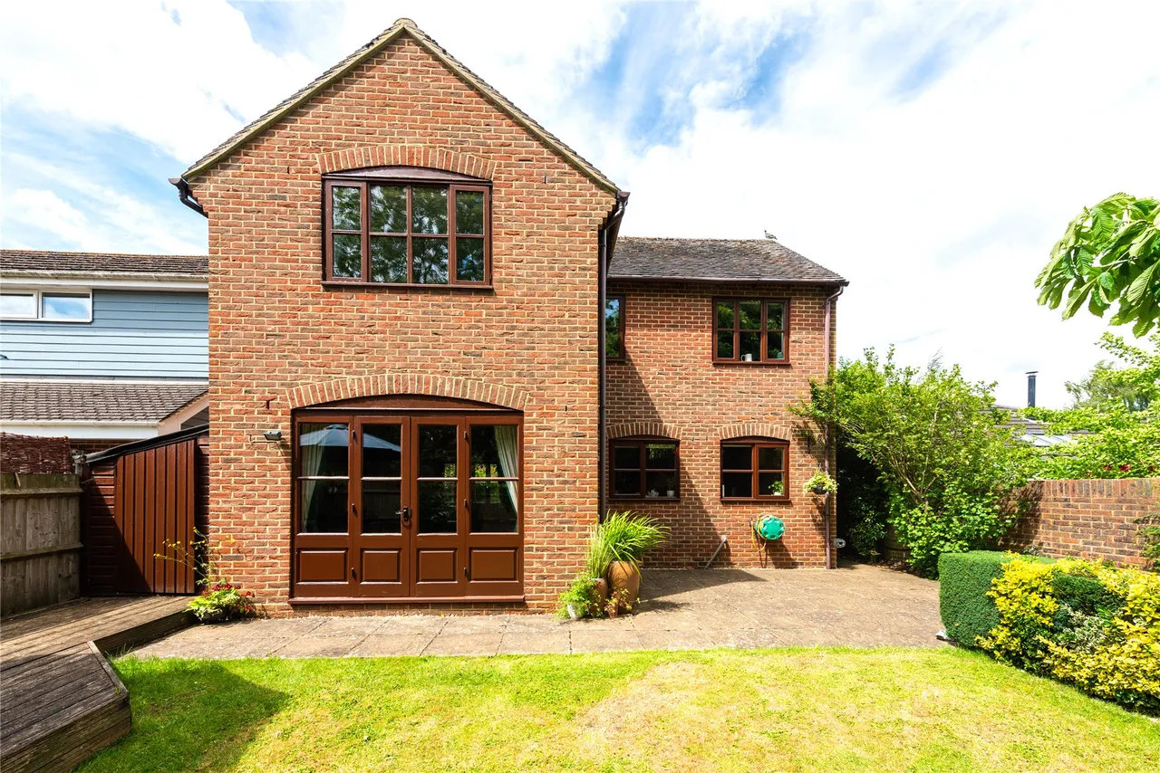 Church Street, Twyford, MK18, photo 15