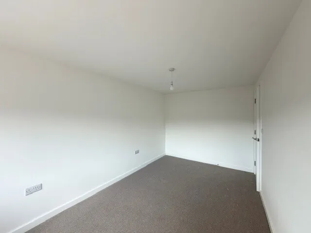 Walker Avenue, MK12, photo 7