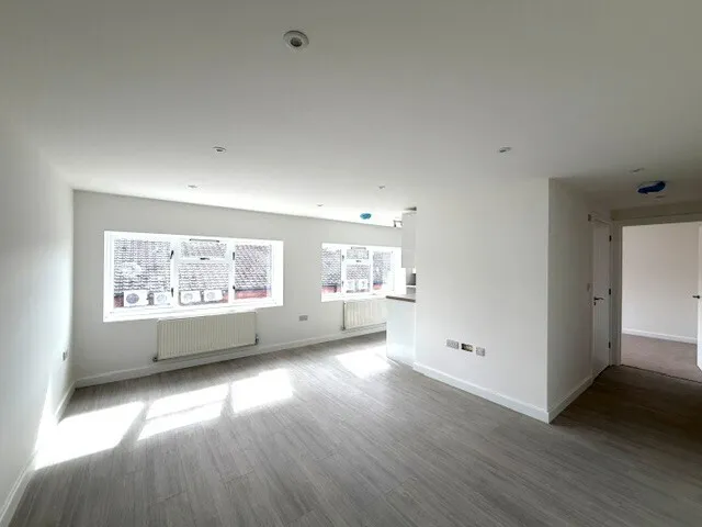 1 bed flat to rent, Walker Avenue, MK12