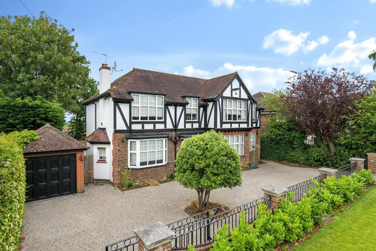 Highfield Road, BR7, photo 24