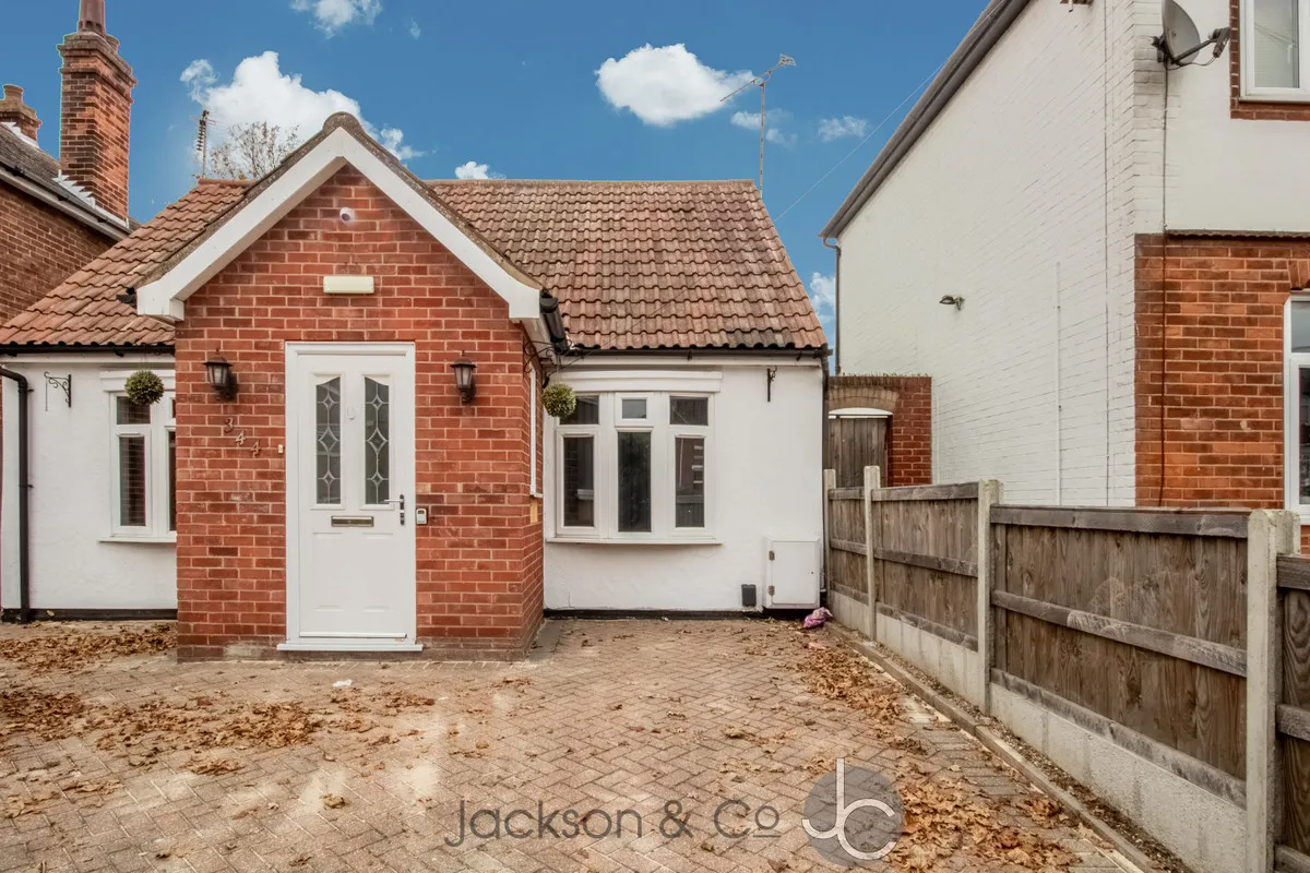 6 bed house to rent — Harwich Road, Colchester, CO4 3HP