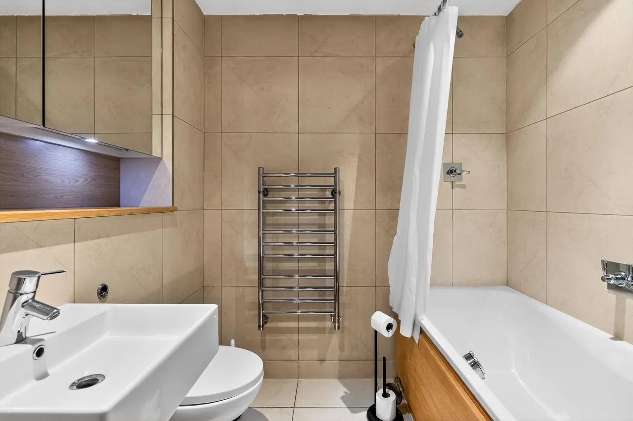 Leman Street, London, E1, photo 6
