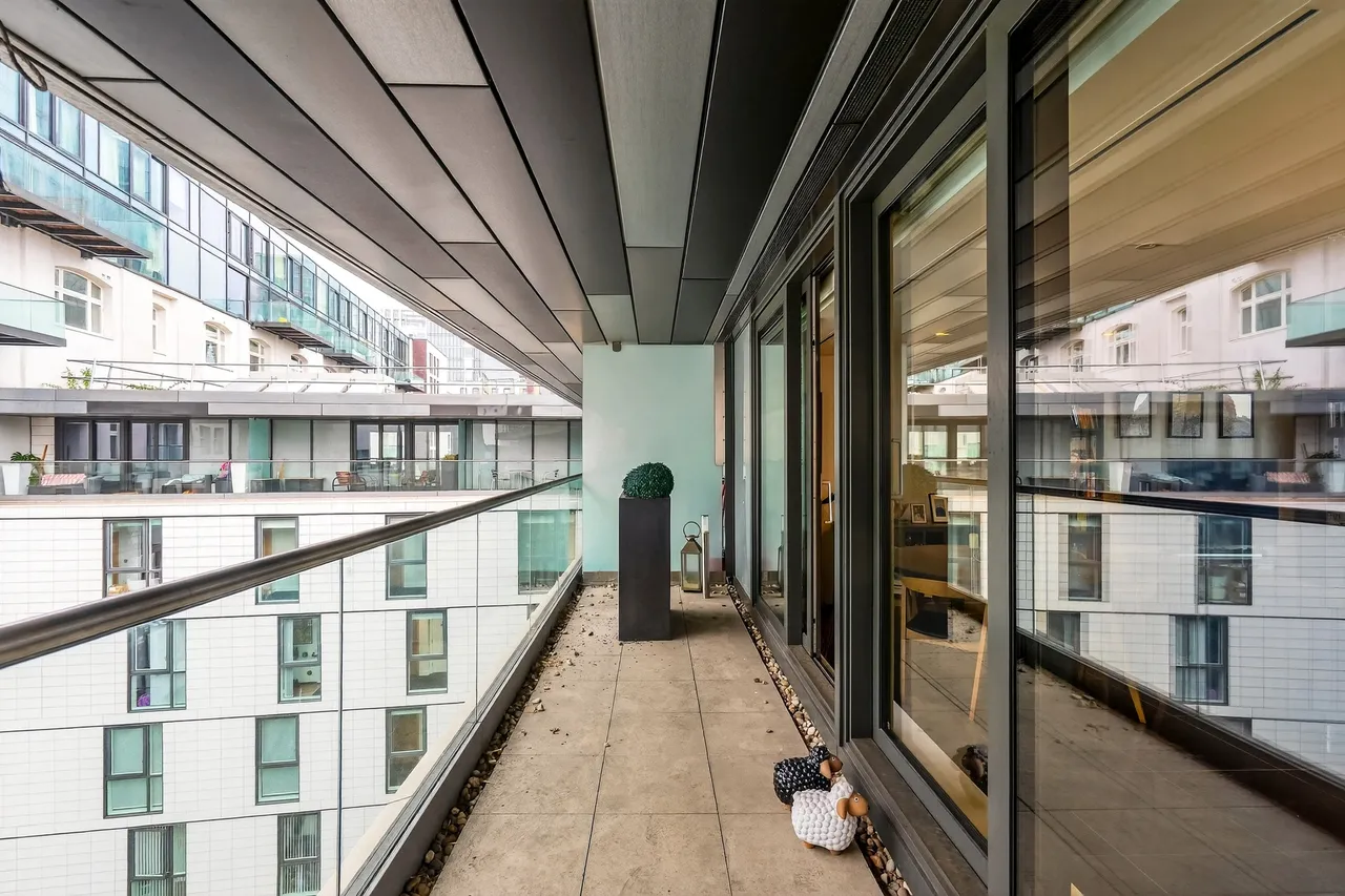 Leman Street, London, E1, photo 10