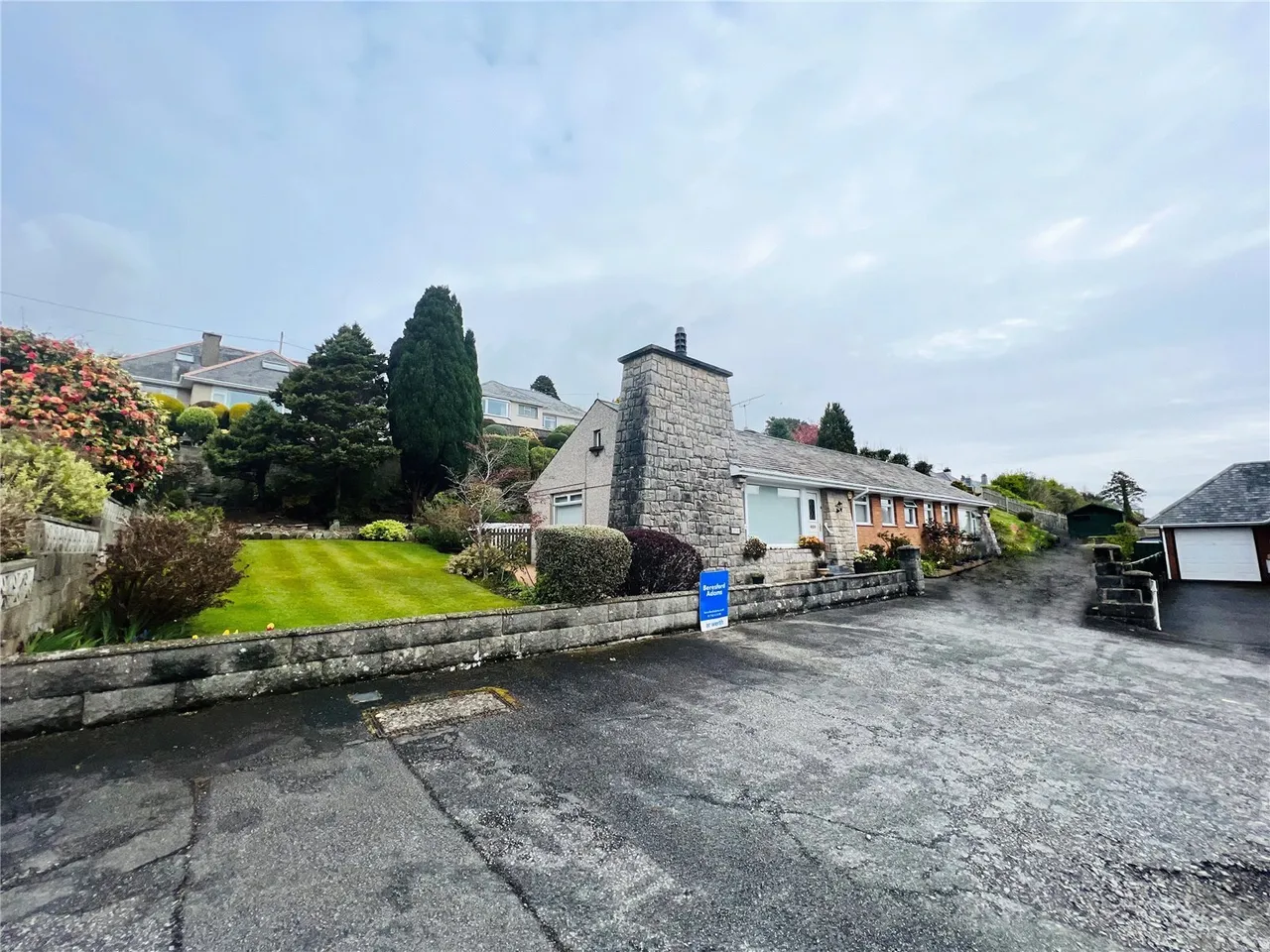3 bed house for sale, Ala Road, Pwllheli, LL53