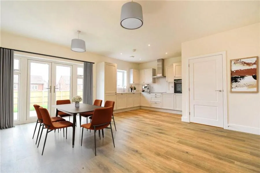 Lilly Wood Lane, Thatcham, RG19, photo 3