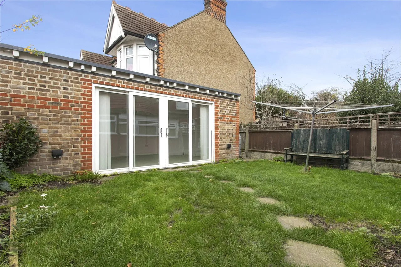 Riverway, London, N13, photo 4