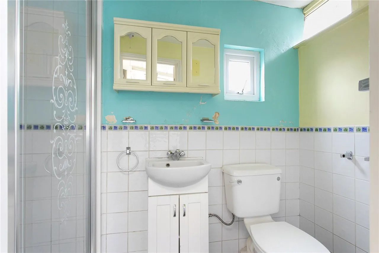 Riverway, London, N13, photo 15