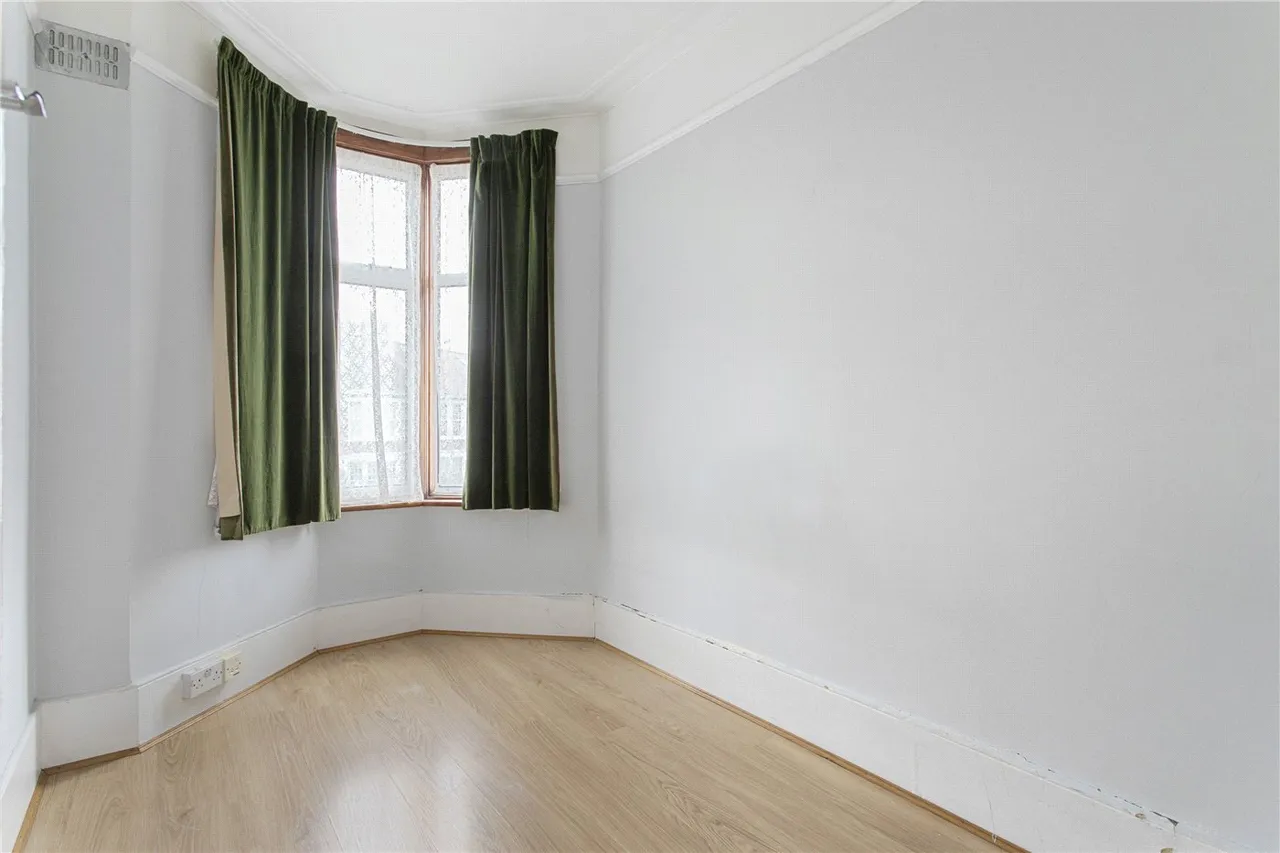 Riverway, London, N13, photo 14