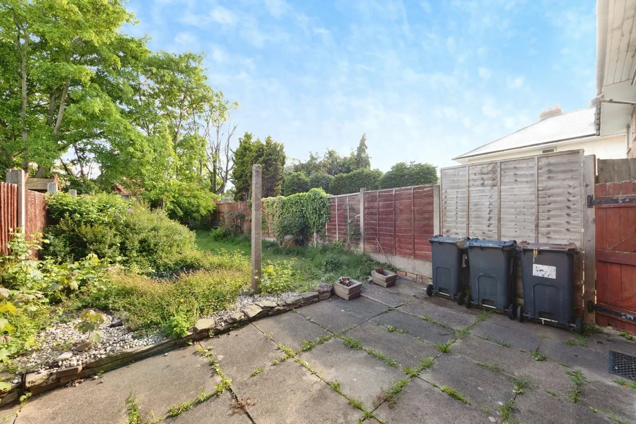 Ormsby Grove, Birmingham, West Midlands, B27, photo 15