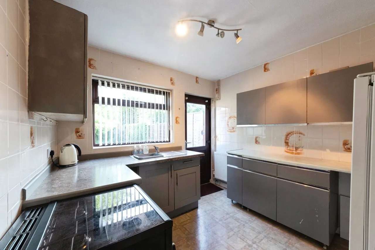 Ormsby Grove, Birmingham, West Midlands, B27, photo 6