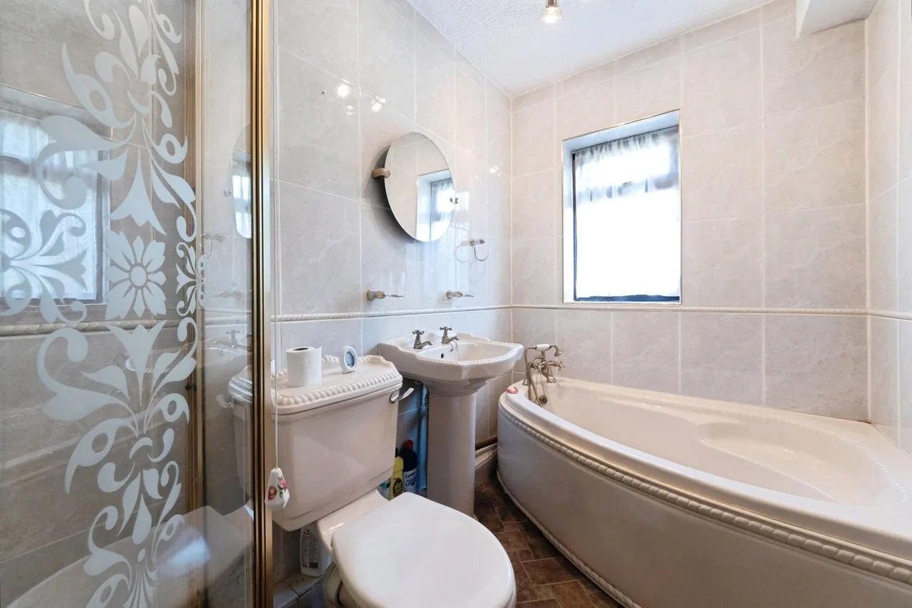 Ormsby Grove, Birmingham, West Midlands, B27, photo 12